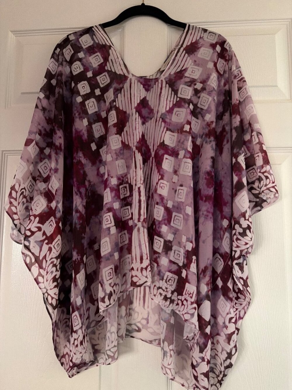 Soft Surroundings Purple & White Geometric Print Sheer Poncho Top PL/PXL